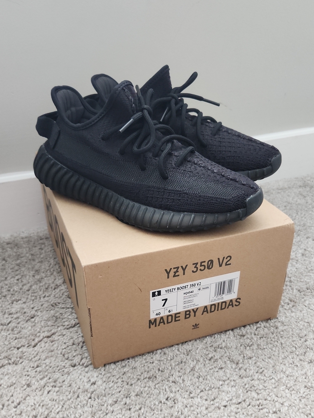 adidas Yeezy Boost 350 V2 Sneakers